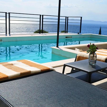 Luxury Holiday Home Dioniz Подгора Экстерьер фото