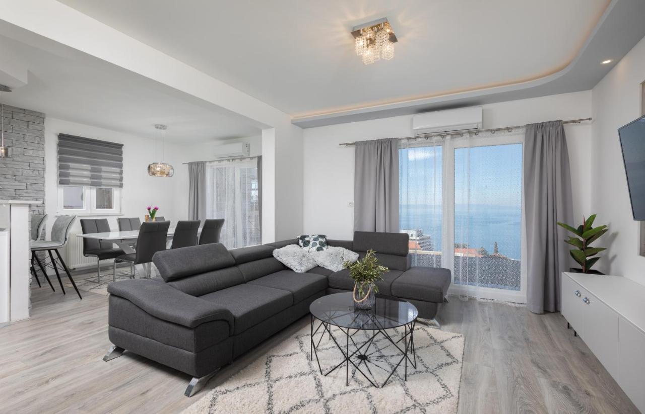 Luxury Holiday Home Dioniz Подгора Экстерьер фото