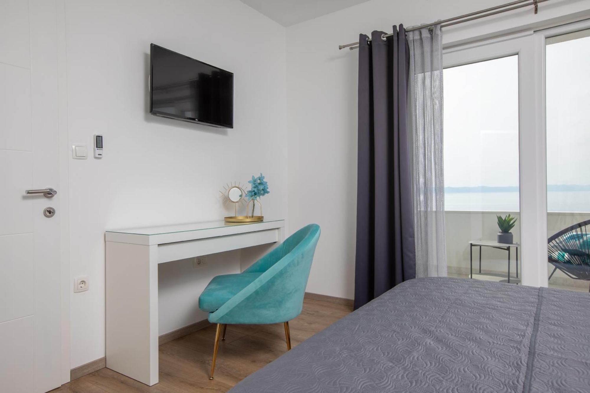 Luxury Holiday Home Dioniz Подгора Номер фото